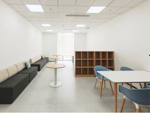 教师休息室,温馨休息室的温馨时光